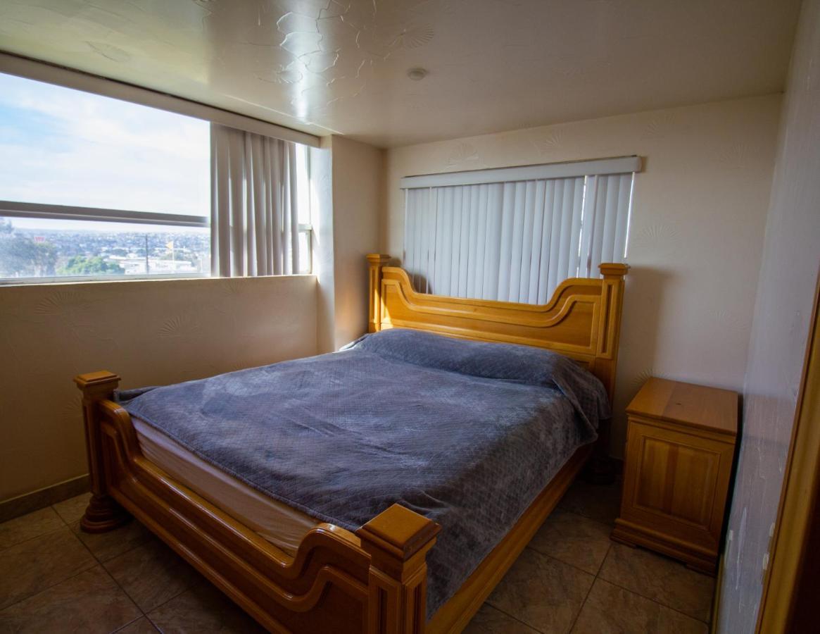 3 Dolphins Apartment Росарито Екстериор снимка