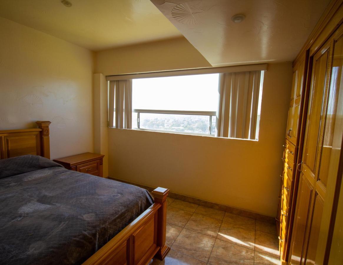 3 Dolphins Apartment Росарито Екстериор снимка