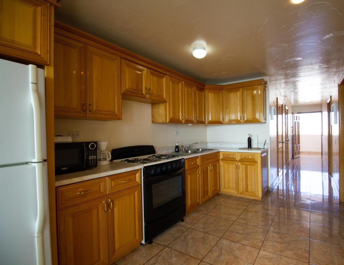 3 Dolphins Apartment Росарито Екстериор снимка